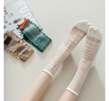 Patterned Mesh Tabi Short Socks SpreePicky