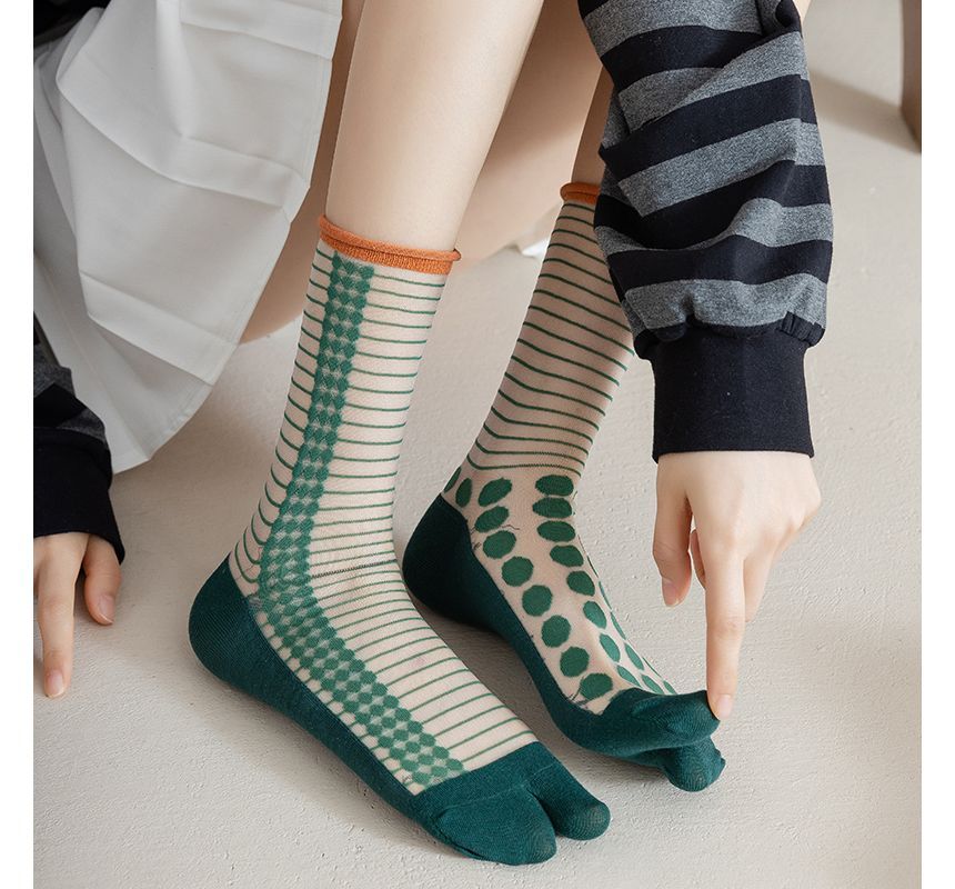 Patterned Mesh Tabi Short Socks SpreePicky