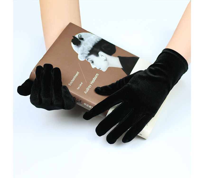 Plain Velvet Gloves SpreePicky