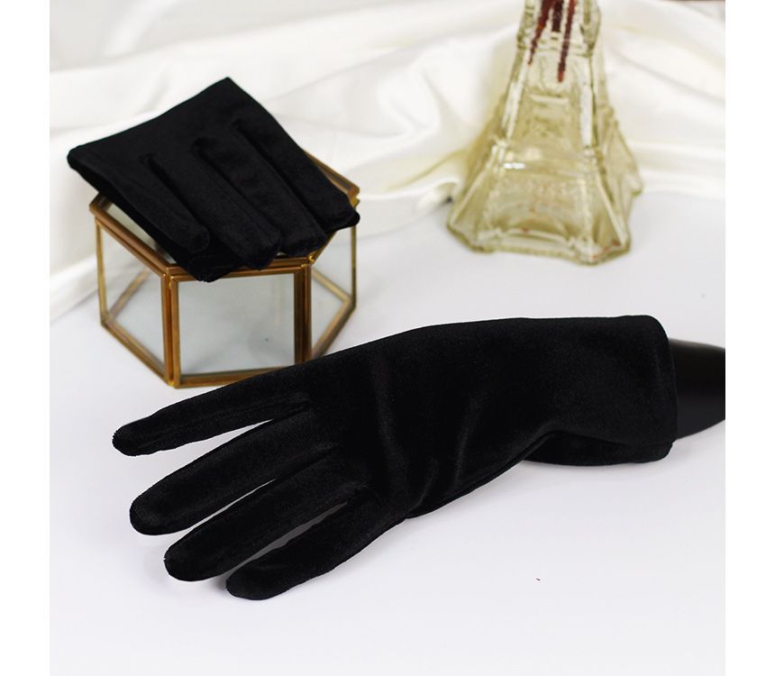 Plain Velvet Gloves SpreePicky