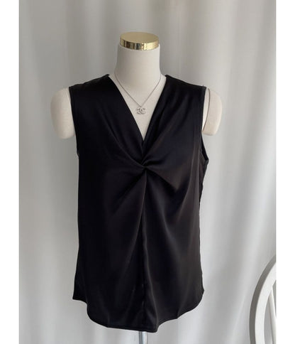 Sleeveless V-Neck Plain Twist Blouse mySite