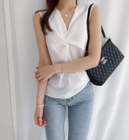 Sleeveless V-Neck Plain Twist Blouse mySite