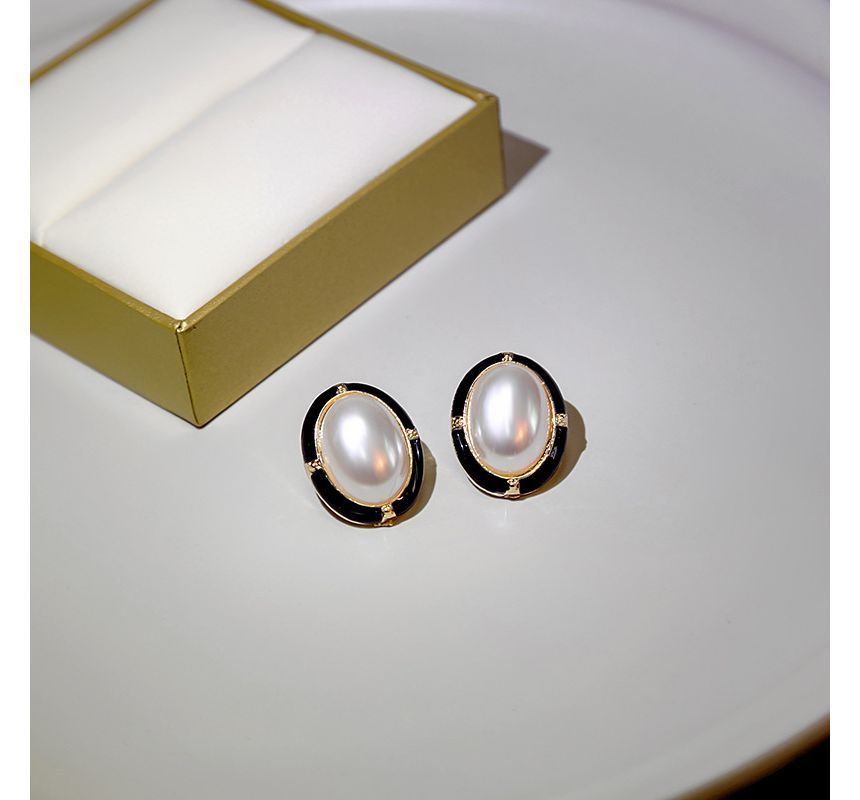 Oval Pearl Earring SpreePicky