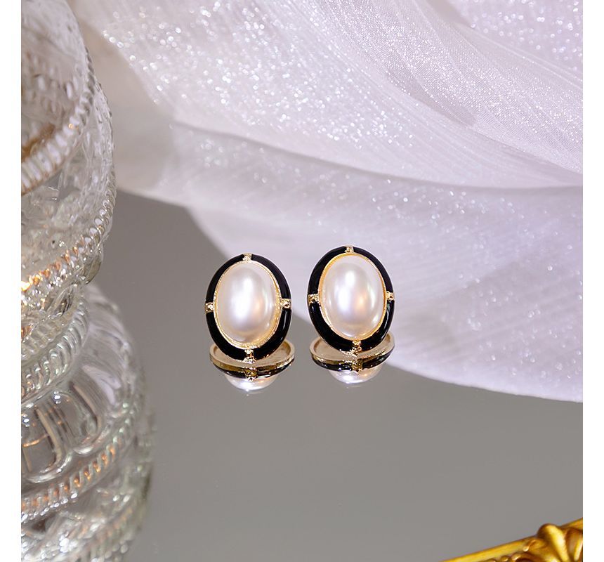 Oval Pearl Earring SpreePicky