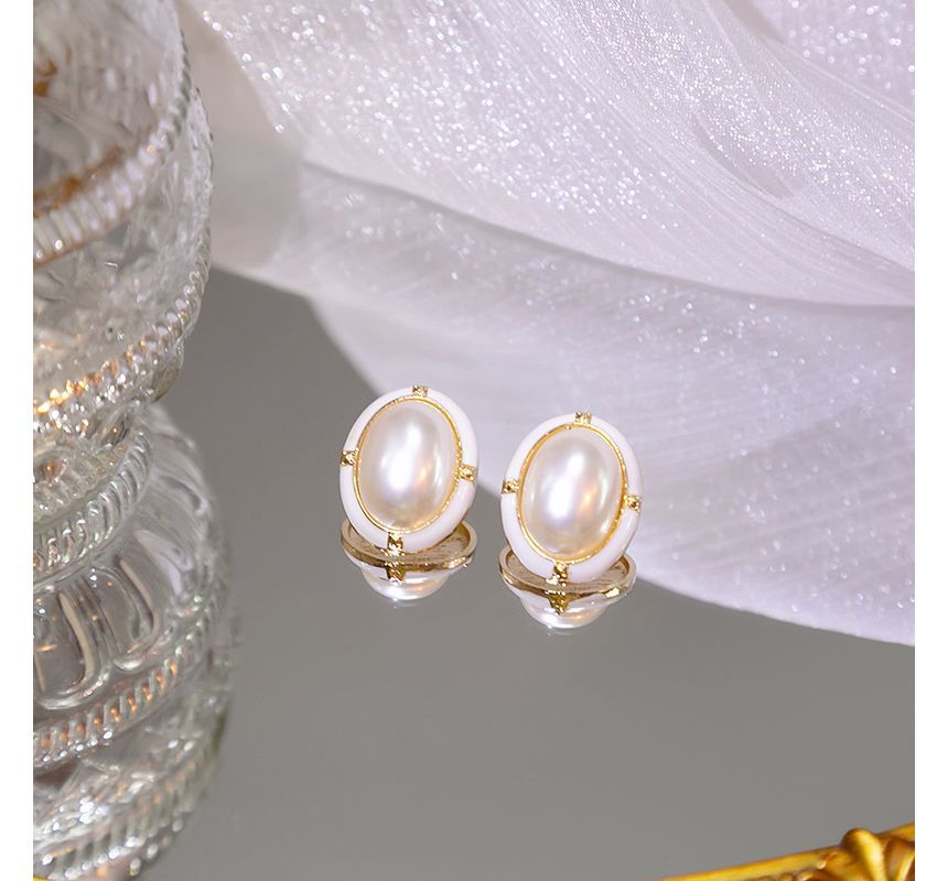 Oval Pearl Earring SpreePicky