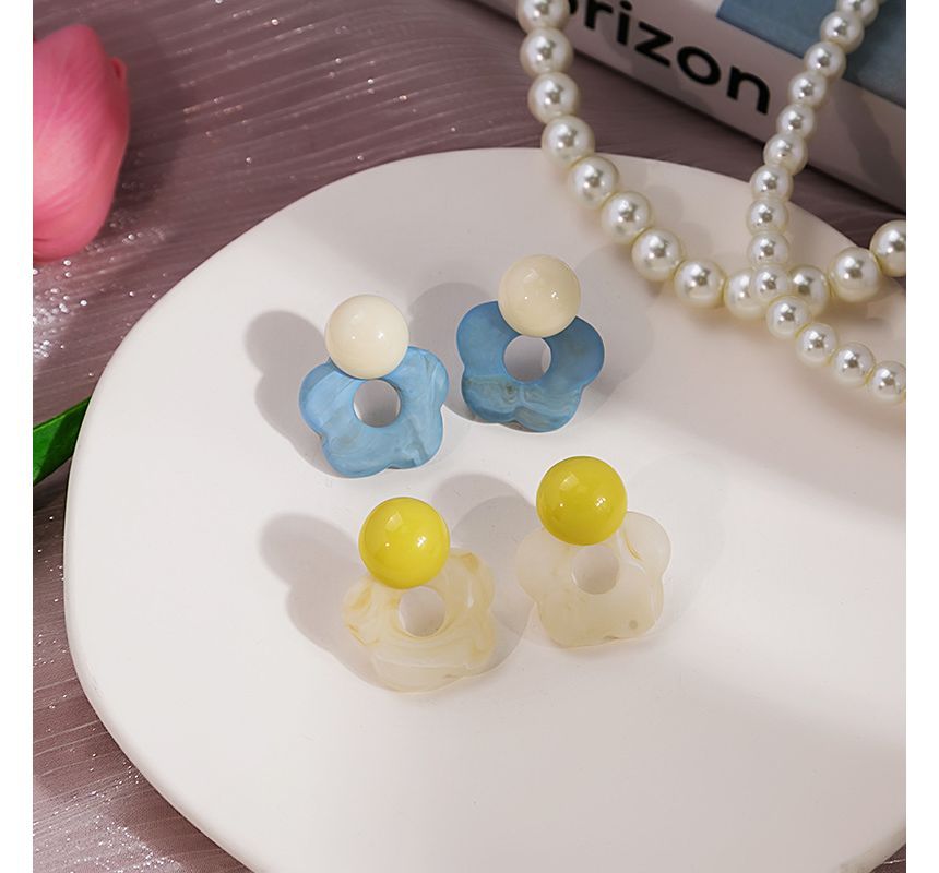 Flower Resin Earring SpreePicky