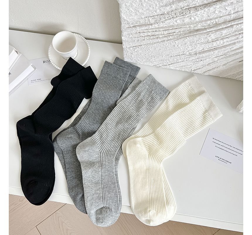 Ribbed Plain Socks SpreePicky