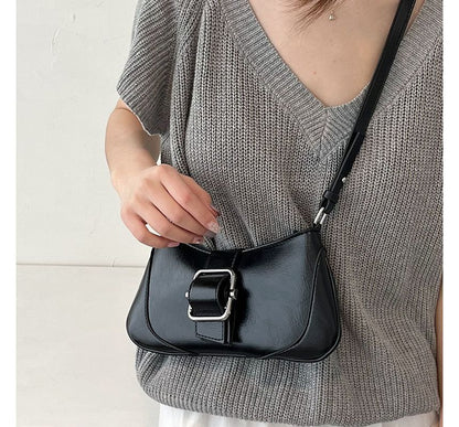 Plain Buckled Panel Shoulder Bag SpreePicky