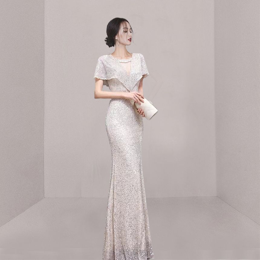 Short-Sleeve V-Neck Plain Mermaid Evening Gown SpreePicky