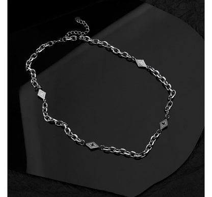 Rhombus Alloy Choker SpreePicky