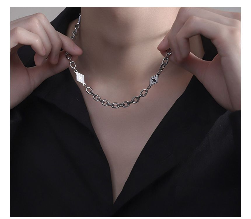 Rhombus Alloy Choker SpreePicky