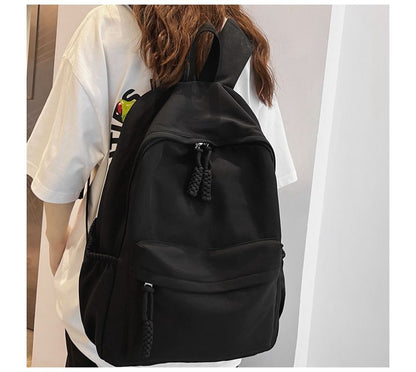 Plain Nylon Backpack mySite