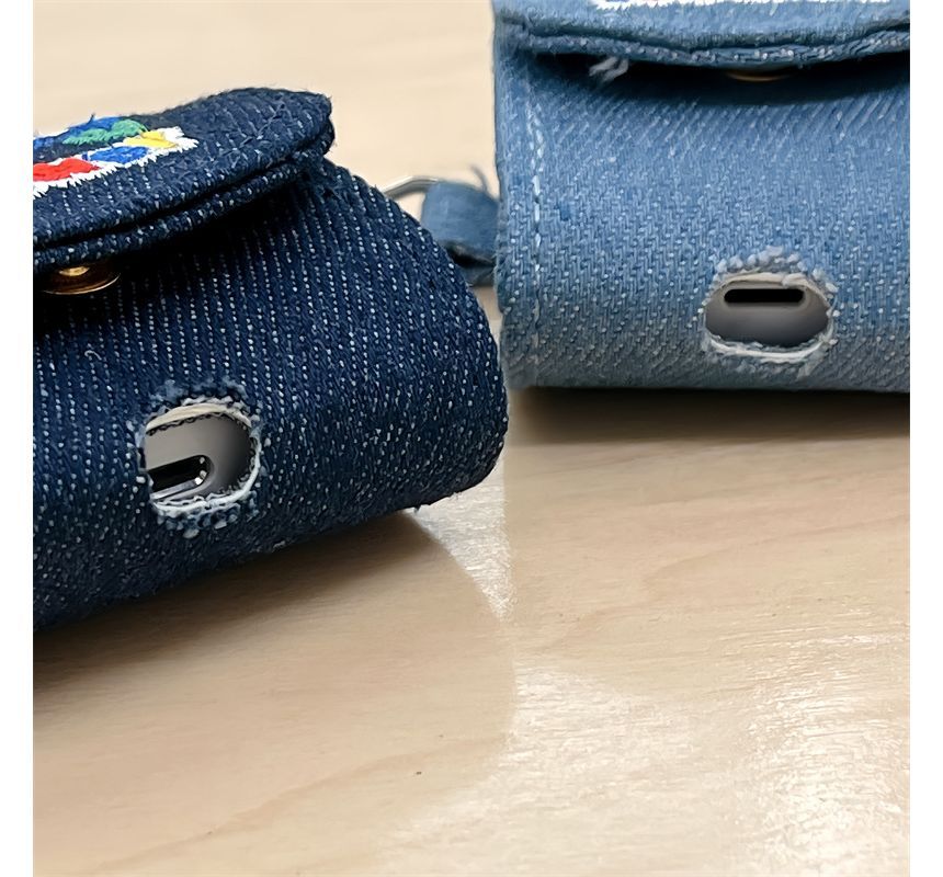 Floral Embroidered Denim AirPods / Pro Earphone Case Skin SpreePicky