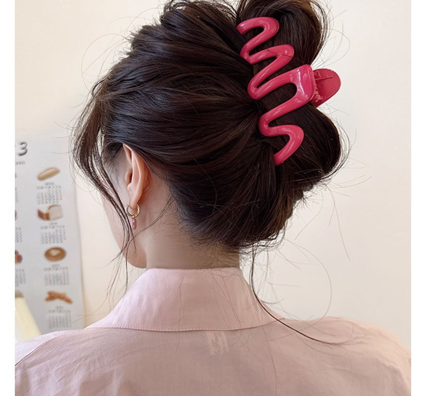 Wavy Plastic Hair Clamp SpreePicky