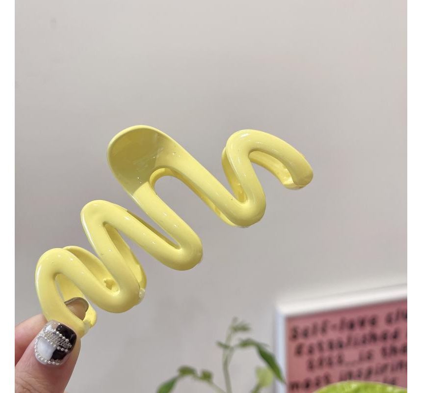 Wavy Plastic Hair Clamp SpreePicky