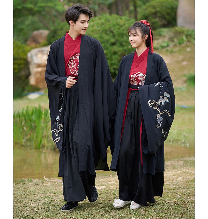 Couple Matching Traditional Chinese Costume Embroidered Cape / Long SpreePicky