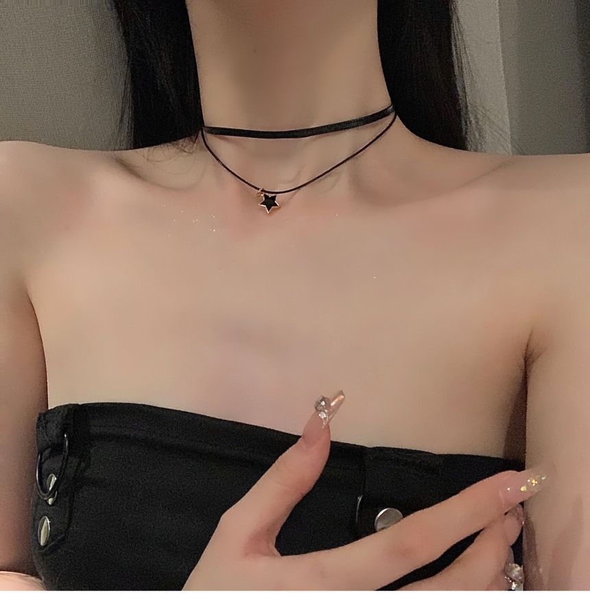 Pendant Layered Choker SpreePicky