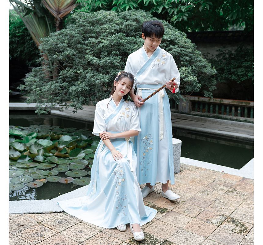 Traditional Chinese Couple Matching Costume Set: Short SpreePicky