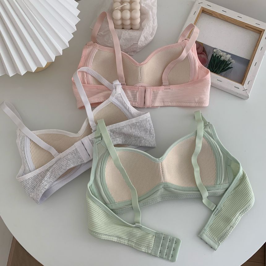 Plain Wireless Bra SpreePicky