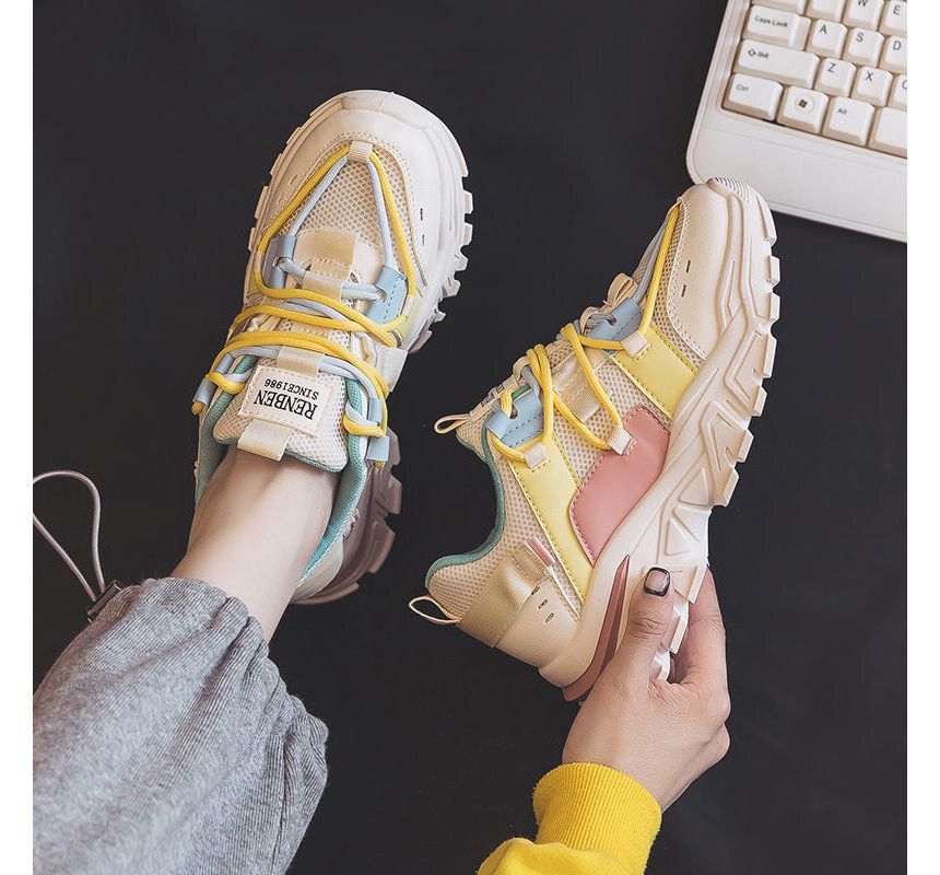 Color Block Applique Lace-Up Platform Sneakers SpreePicky