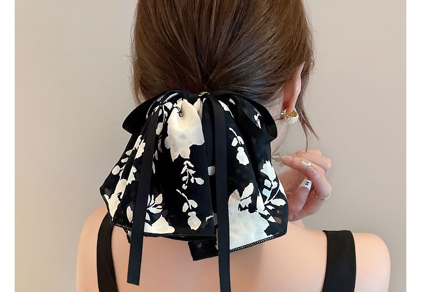 Floral Bow Scrunchie SpreePicky