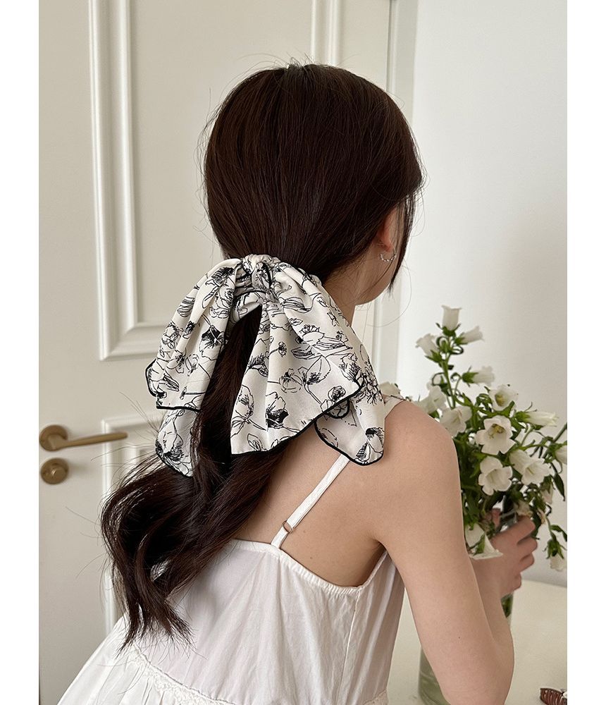 Floral Bow Scrunchie SpreePicky