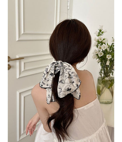 Floral Bow Scrunchie SpreePicky