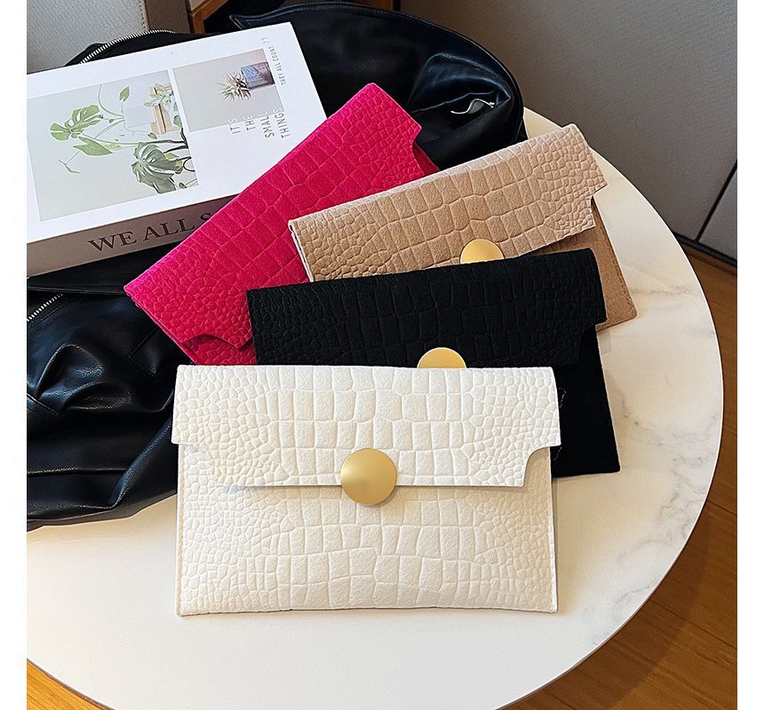 Crocodile Grain Envelope Clutch SpreePicky