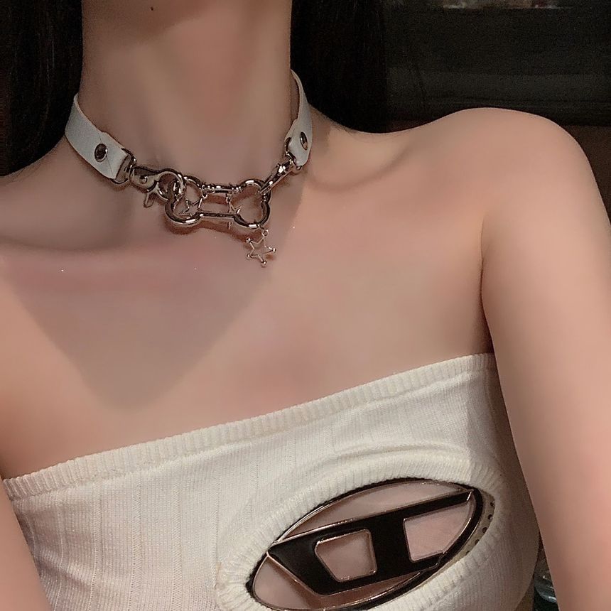 Star Bone Alloy Faux Leather Choker SpreePicky