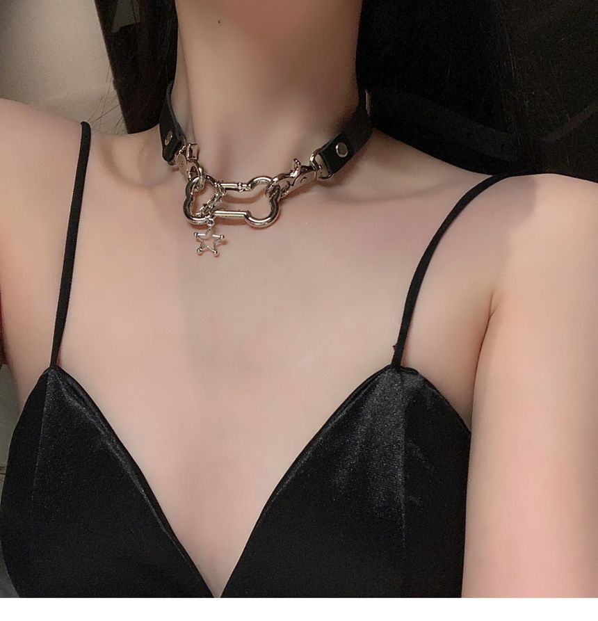 Star Bone Alloy Faux Leather Choker SpreePicky