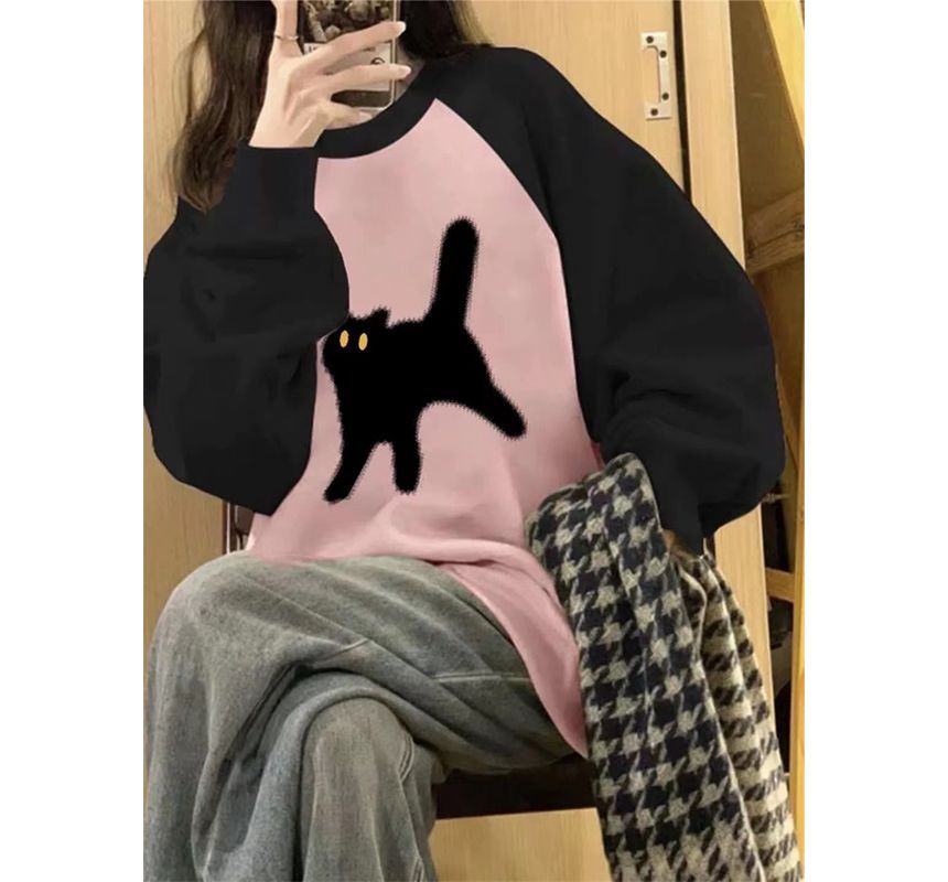 Crew Neck Cat Accent Raglan Sweatshirt SpreePicky