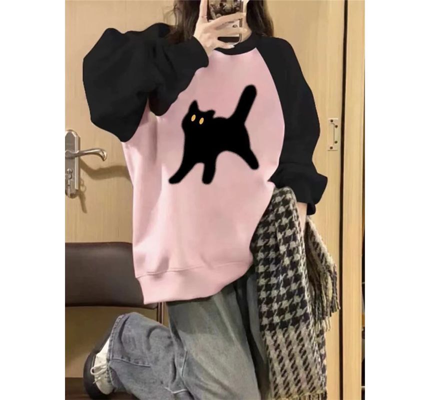 Crew Neck Cat Accent Raglan Sweatshirt SpreePicky