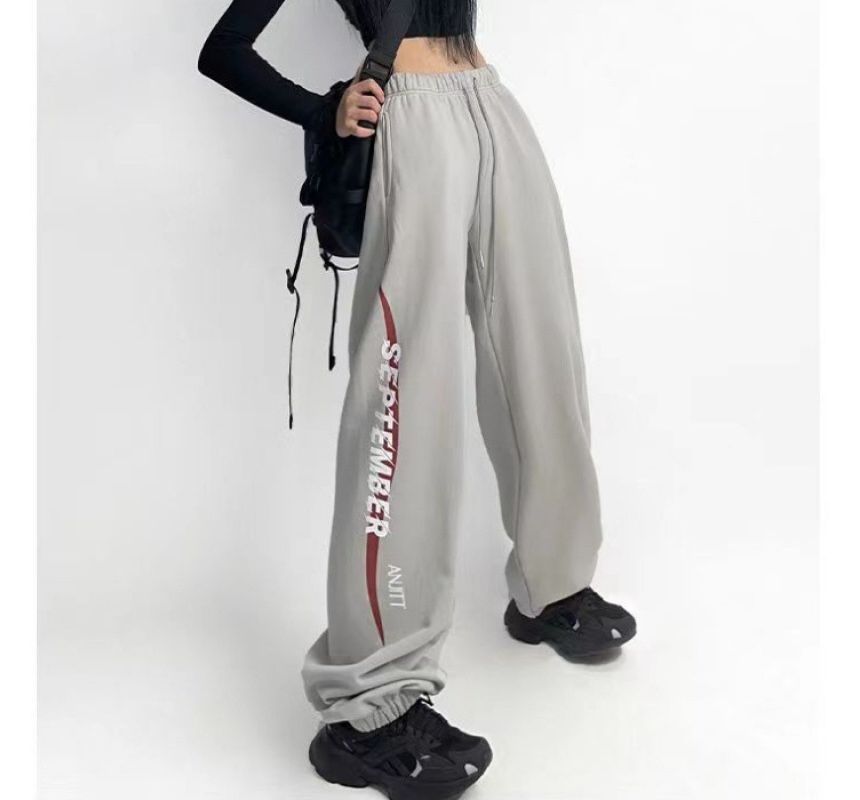 High Rise Lettering Print Straight-Fit Sweat Pants SpreePicky