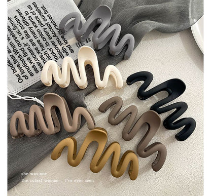 Matte Acrylic Hair Clamp SpreePicky