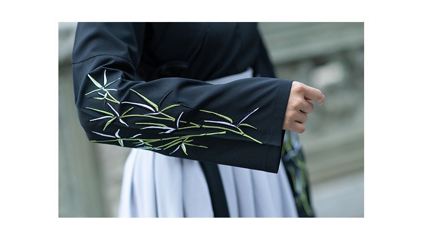 Leaf Embroidered Hanfu Costume Set SpreePicky