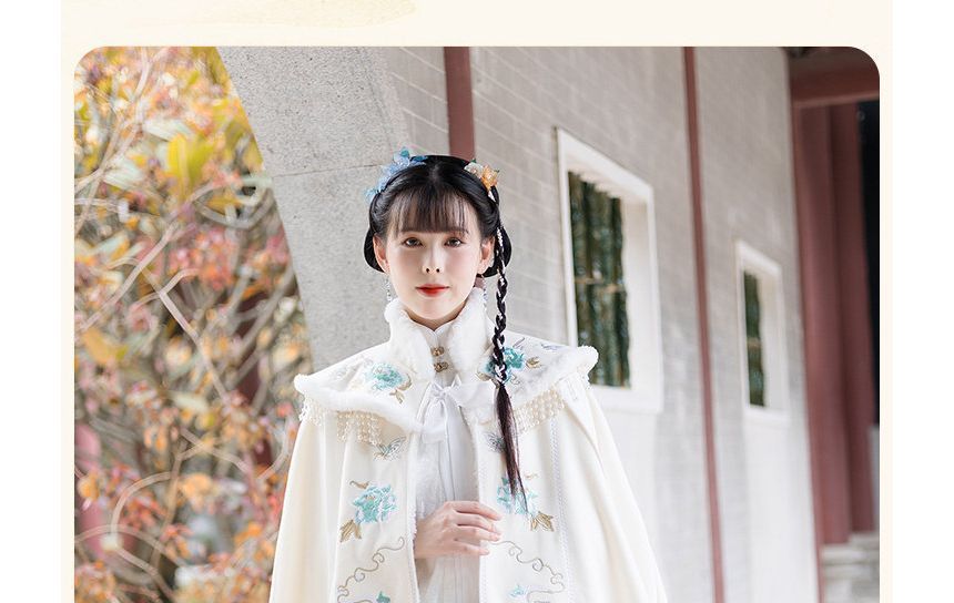 Flower Embroidered Midi Capelet SpreePicky