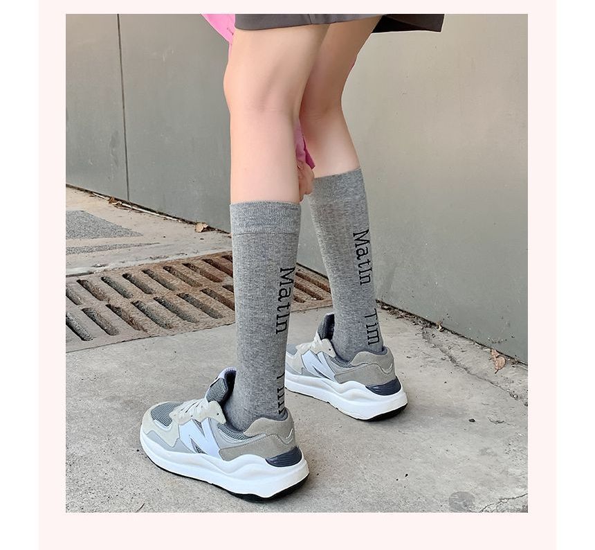 Set Of 2 Pairs: Lettering Socks SpreePicky