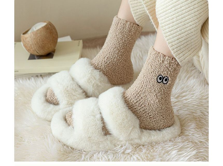 Eye Embroidered Socks Set SpreePicky