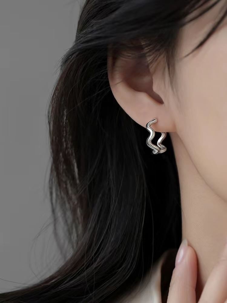 Wavy Alloy Hoop Earring SpreePicky