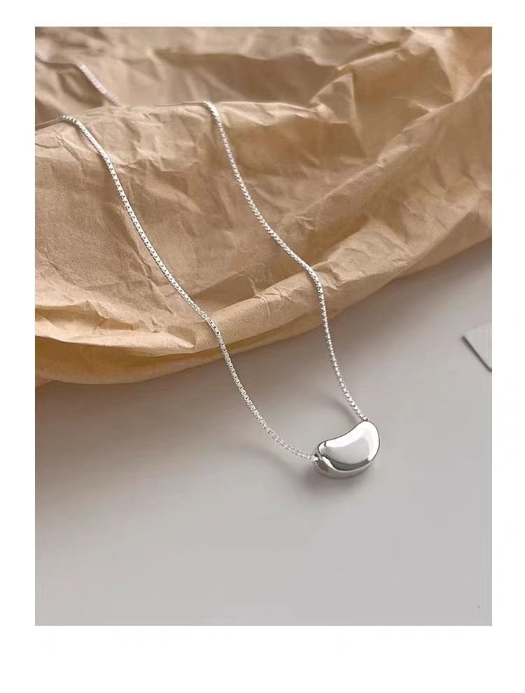 Bean Pendant Alloy Choker SpreePicky