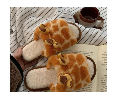 Giraffe Home Slippers SpreePicky