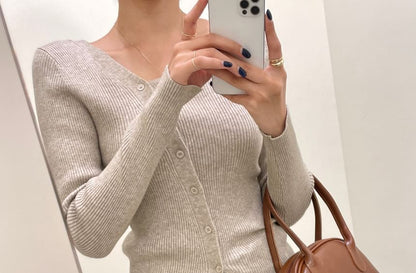 Long-Sleeve Asymmetrical Neckline Button-Up Knit Top SpreePicky