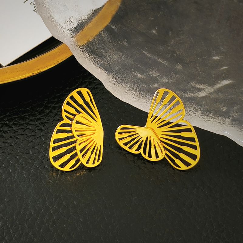 Wing Stud Earring SpreePicky