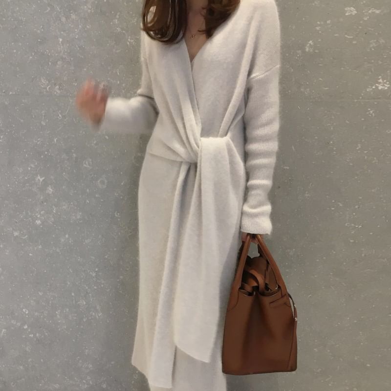 Long-Sleeve V-Neck Plain Tie Front Knit Midi A-Line Wrap Dress SpreePicky