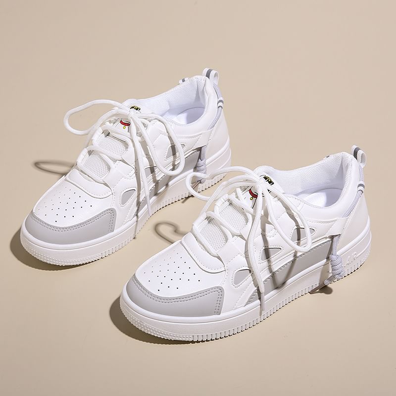 Applique Contrast Trim Lace-Up Platform Sneakers SpreePicky