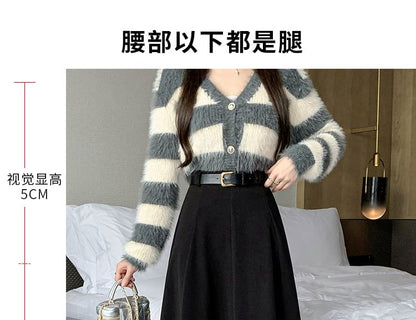 High-Waist Plain Woolen A-Line Skirt SpreePicky