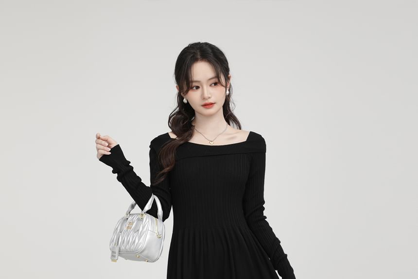 Long-Sleeve Off Shoulder Plain Maxi A-Line Dress SpreePicky