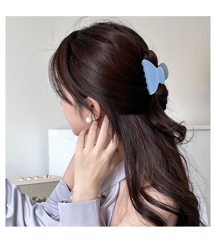 Plain Hair Claw mySite