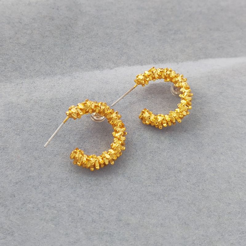 Textured Alloy Open Hoop Earring SpreePicky