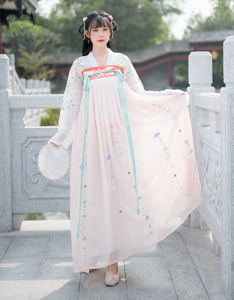 Floral Embroidered Hanfu Costume Set SpreePicky